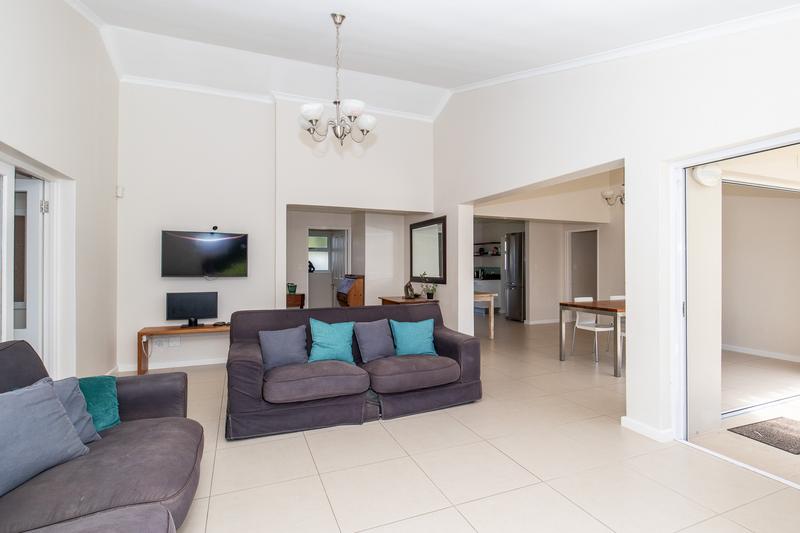 3 Bedroom Property for Sale in Constantia Western Cape